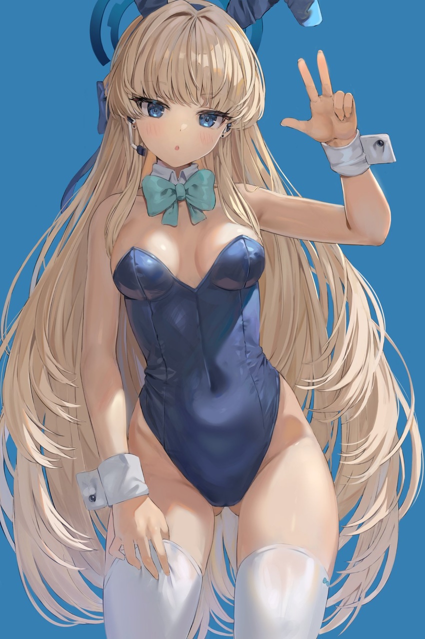 :o animal_ears aqua_bow aqua_bowtie ass_visible_through_thighs bare_shoulders blonde_hair blue_archive blue_background blue_eyes blue_hair blue_halo blue_leotard blue_ribbon blush bow bowtie breasts cleavage covered_navel detached_collar fake_animal_ears female hair_ribbon halo headset highres leotard long_hair looking_at_viewer medium_breasts multicolored_hair official_alternate_costume playboy_bunny rabbit_ears rangen ribbon simple_background solo strapless strapless_leotard streaked_hair thighhighs toki_(blue_archive) toki_(bunny)_(blue_archive) v very_long_hair white_thighhighs