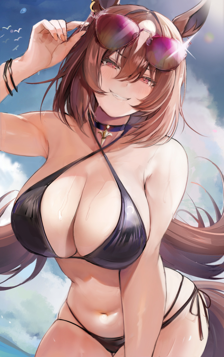 adjusting_eyewear alternate_costume animal_ears bikini bracelet breasts brown_hair choker cleavage commentary_request criss-cross_halter eyewear_on_head female halterneck highres horse_ears horse_girl horse_tail inaba_(usanopo) jewelry large_breasts long_hair multicolored_hair navel outdoors red_eyes side-tie_bikini_bottom sirius_symboli_(umamusume) smile solo stomach sunglasses swimsuit tail two-tone_hair umamusume wet white_hair