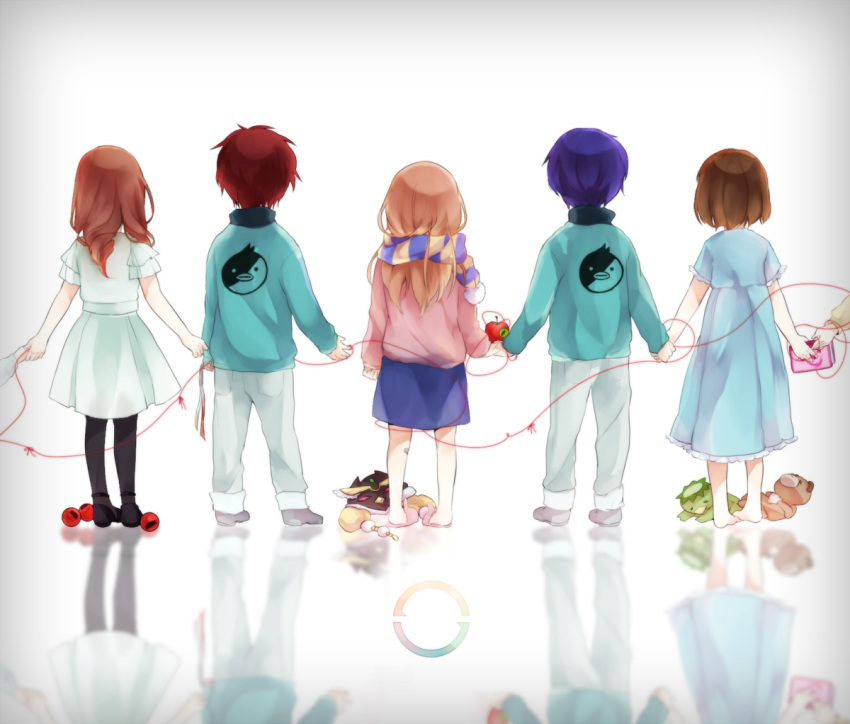 2boys 3girls aged_down back bird blue_hair book brown_hair commentary_request doll hat holding_hands lolicon mawaru_penguindrum multiple_boys multiple_girls natsume_masako oginome_momoka oginome_ringo pantyhose penguin red_hair sachikan scarf short_hair string string_of_fate takakura_himari takakura_kanba takakura_shouma