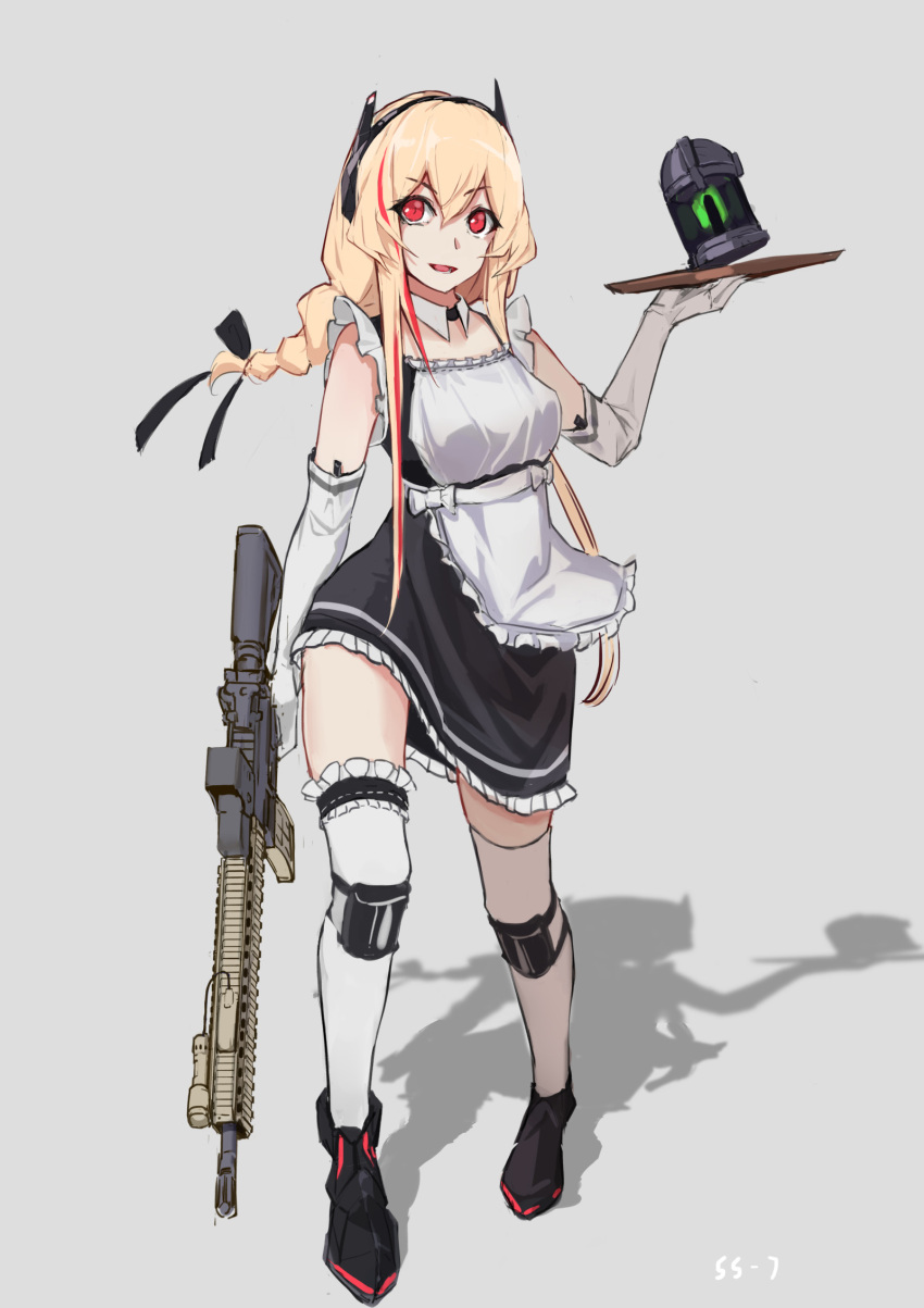 alternate_costume apron artist_name assault_rifle black_footwear blonde_hair boots braid braided_ponytail breasts collapse_fluid_(girls'_frontline) elbow_gloves female full_body girls'_frontline gloves gun headphones highres holding holding_gun holding_tray holding_weapon long_hair looking_at_viewer m4_carbine m4_sopmod_ii m4_sopmod_ii_(girls'_frontline) maid maid_apron multicolored_hair open_mouth red_eyes rifle shadow short_ponytail smile solo ss-7 standing streaked_hair thighhighs thighs tray weapon white_background white_gloves white_thighhighs