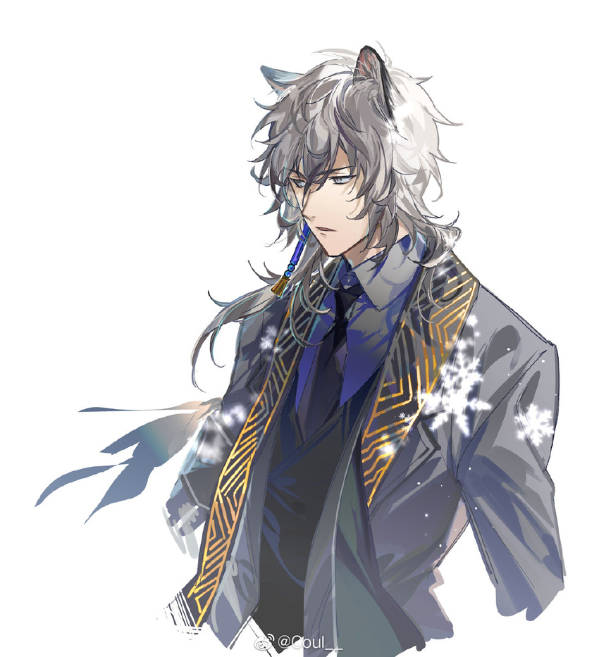 1boy animal_ears aokiku arknights bangs coat hair_between_eyes leopard_boy leopard_ears necktie scarf shirt short_hair silver_eyes silver_hair silverash_(arknights) simple_background snow_leopard solo upper_body vest white_background