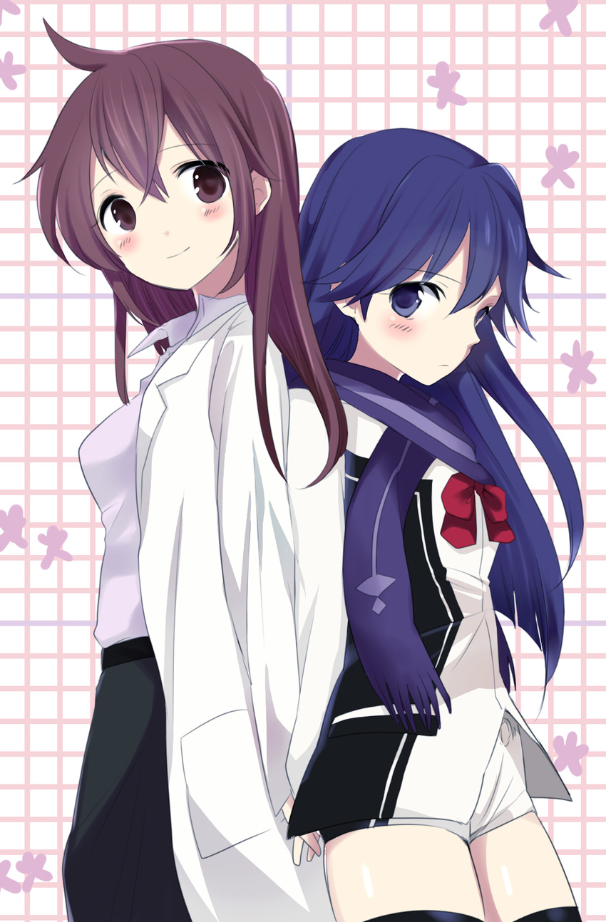 2girls age_difference azumada back-to-back black_eyes black_hair commentary_request highres isshiki_mashiro kuroki_rei lab_coat long_hair multiple_girls national_shin_ooshima_school_uniform onee-loli pencil_skirt purple_eyes purple_scarf scarf school_uniform short_shorts shorts skirt thighhighs vividred_operation yuri