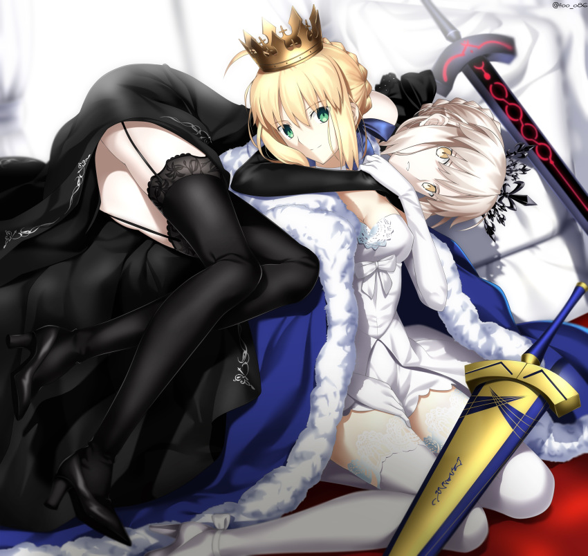 2girls absurdres ahoge artoria_pendragon_(fate) ass avalon_(fate/stay_night) black_dress black_gloves black_ribbon black_thighhighs blonde_hair blue_cape blue_ribbon braid breasts cape crown dress dual_persona elbow_gloves excalibur_(fate/stay_night) excalibur_morgan_(fate) fate/grand_order fate_(series) foo_(pixiv54892036) french_braid fur-trimmed_cape fur_trim gloves green_eyes hair_bun hair_ribbon high_heels highres long_hair looking_at_viewer medium_breasts multiple_girls official_alternate_costume ribbon saber_(fate) saber_(under_the_same_sky)_(fate) saber_alter sidelocks single_hair_bun smile takeuchi_takashi_(style) thighhighs tiara white_dress white_gloves white_legwear yellow_eyes