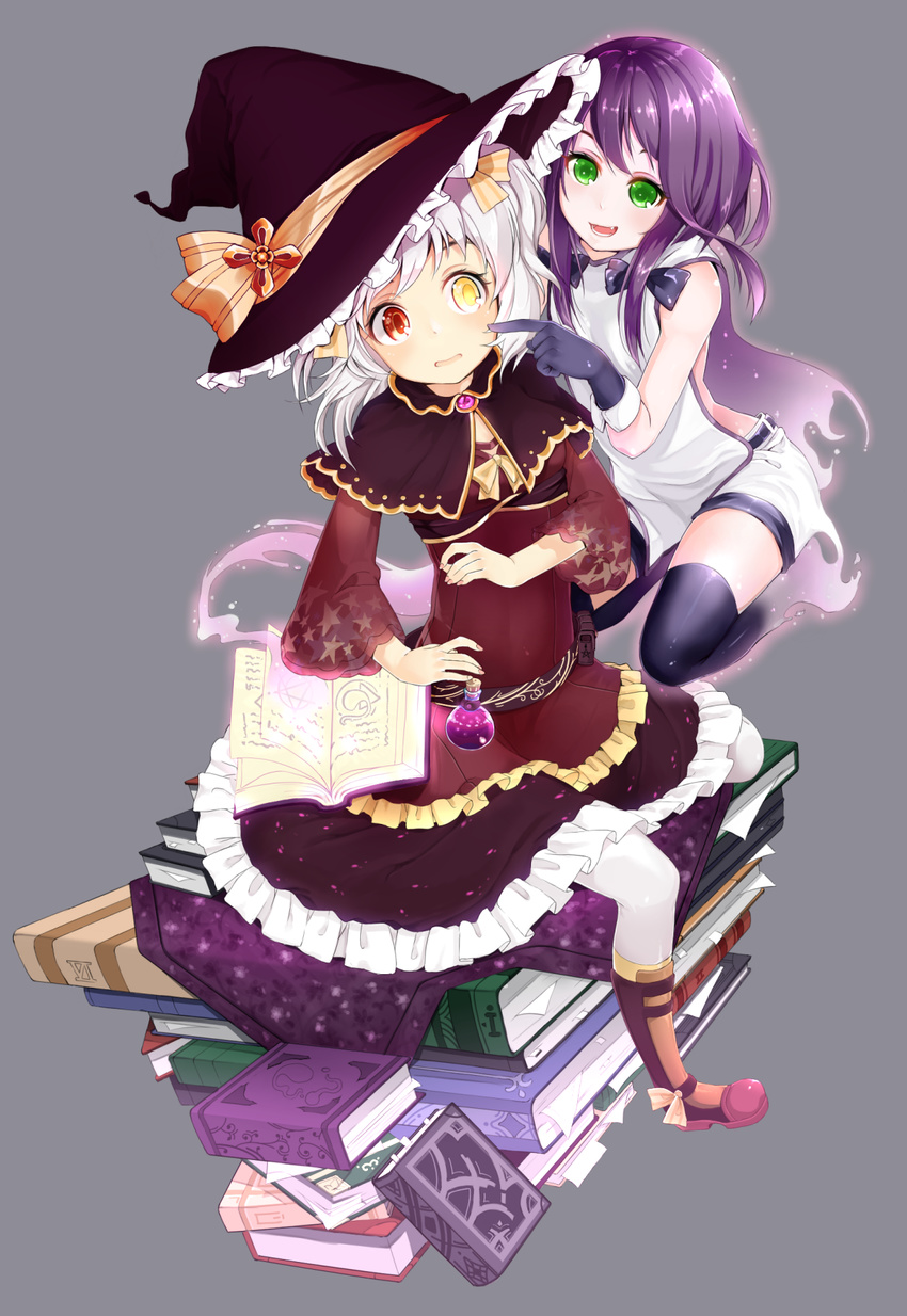 2girls bad_id bad_pixiv_id book book_stack borrowed_character capelet cecilia_(acerailgun) ghost gloves green_eyes grey_background hat heterochromia highres hoshi_usagi isabelle_(acerailgun) multiple_girls oerba_yun_fang original poking purple_hair red_eyes simple_background sitting white_hair witch witch_hat yellow_eyes