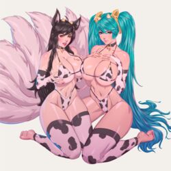 2girls ahri arttoru barefoot black_hair blue_eyes blue_hair breasts bridal_gauntlets choker cow_bikini cow_horns cow_print feet fox_girl hair_ornament league_of_legends simple_background sona_buvelle tagme thighhighs twintails whisker_markings yellow_eyes rating:Explicit score:415 user:Valley