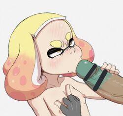 1futa 1girls angry_fellatio beauty_mark blush breasts censored cephalopod cephalopod_humanoid dark-skinned_futanari dark_skin fellatio female fingerless_gloves futanari gloves hand_on_penis handjob inkling marina_(splatoon) middle_finger nintendo nipples nude nude_female nuranura-san pearl_(splatoon) penis simple_background small_breasts solo_focus splatoon splatoon_2 squid_girl squid_humanoid tagme tentacle tentacle_hair white_background rating:Explicit score:128 user:erosalom