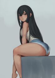 1girls ass black_hair kris_null my_hero_academia shorts simple_background tagme tsuyu_asui rating:Questionable score:299 user:Errinel