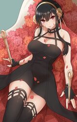 1girls assassin black_dress black_hair breasts kurosususu long_hair milf mother petals red_eyes rose_(flower) solo solo_female spy_x_family stiletto_(weapon) thighhighs thighs yor_briar yor_forger rating:Questionable score:116 user:LukasMBraga