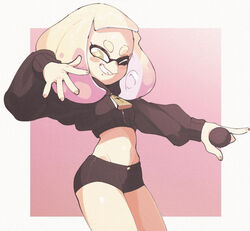 clothed clothing crop_top female inkuusan microphone nintendo pearl_(splatoon) shorts simple_background smile smiling solo solo_female splatoon splatoon_2 thighs rating:Safe score:116 user:Stikcs