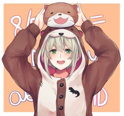  absurdres animal_on_head blush buttons commentary english_commentary female green_eyes green_hair highres long_sleeves looking_at_viewer miyu_ottavia miyu_ottavia_(1st_costume) multicolored_hair nijisanji nijisanji_id on_head onesie open_mouth orange_background otter otter_costume rd_(ardeee) red_hair short_hair simple_background smile solo streaked_hair upper_body virtual_youtuber 