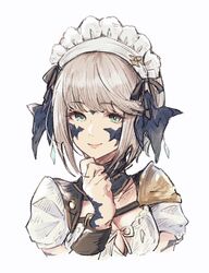  au_ra bow breasts cleavage dragon_girl dragon_horns female final_fantasy final_fantasy_xiv green_eyes hairbow highres horns looking_at_viewer maid_headdress mokokoiro scales short_sleeves simple_background smile solo upper_body warrior_of_light_(ff14) white_background white_hair 