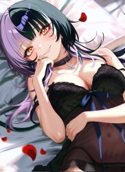  akamiya_mumu babydoll black_babydoll black_hair blush breasts female highres hololive hololive_english large_breasts lying multicolored_hair on_back parted_lips petals purple_hair red_petals shiori_novella smile solo two-tone_hair virtual_youtuber yellow_eyes 