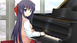  black_hair blue_eyes bow female game_cg grand_piano hair_ornament hairbow hairclip highres indoors instrument light_smile long_hair long_sleeves looking_at_viewer music mutou_kurihito official_art piano playing_instrument shunki_gentei_poco_a_poco! sitting solo vest yuuki_natsumi 