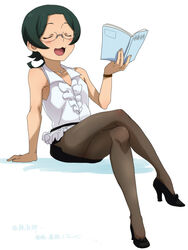  1boy :3 @@@ bad_id bad_pixiv_id black_pantyhose blush book closed_eyes crossdressing full_body glasses green_hair gundam gundam_build_fighters high_heels jewelry male_focus miniskirt necklace otoko_no_ko pantyhose simple_background skirt smile solo teacher white_background yasaka_mao 