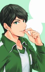  1boy amaki_ikuma collarbone commentary_request green_background green_eyes green_hair jacket lips looking_at_viewer male_focus miya_(38_okho) pulling shounen_hollywood simple_background smile solo swept_bangs track_jacket upper_body 