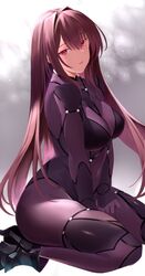  bodysuit breasts commentary_request covered_navel fate/grand_order fate_(series) female hair_between_eyes highres kameponde large_breasts long_hair looking_at_viewer partial_commentary purple_bodysuit purple_hair red_eyes scathach_(fate) sitting solo thighs wariza 