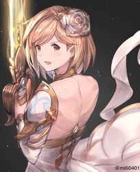  armor artist_name backless_dress backless_outfit bad_id bad_pixiv_id blonde_hair brown_eyes djeeta_(granblue_fantasy) dress earrings female flower from_behind glorybringer_(granblue_fantasy) granblue_fantasy hair_flower hair_ornament highres holding holding_sword holding_weapon jewelry looking_back milli_little open_mouth pauldrons short_hair shoulder_armor solo swept_bangs sword upper_body weapon white_dress white_flower 