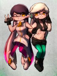  +_+ 2girls ;) aqua_pantyhose black_footwear black_gloves black_hair black_shorts boots breasts callie_(splatoon) closed_mouth commentary_request cosplay cousins crop_top dress eyes_visible_through_hair fingerless_gloves full_body gloves gradient_hair groin hair_down hand_up headphones highres inkling locked_arms long_hair marie_(splatoon) marina_(splatoon) marina_(splatoon)_(cosplay) mole mole_under_eye multicolored_hair multiple_girls navel one_eye_closed orange_eyes pantyhose pantyhose_under_shorts pearl_(splatoon) pearl_(splatoon)_(cosplay) pigeon-toed pink_hair pink_legwear pointy_ears shorts sleeveless sleeveless_dress small_breasts smile splatoon_(series) splatoon_2 suction_cups tentacle_hair two-tone_hair v very_long_hair white_dress white_footwear white_hair wuju_(1198979953) zipper_pull_tab 