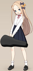  :d abigail_williams_(fate) alternate_costume bad_id bad_pixiv_id bell_(oppore_coppore) black_bow black_footwear black_skirt blonde_hair blue_eyes blush bobby_socks bow brown_background collared_shirt commentary_request dress_shirt fate/grand_order fate_(series) female forehead full_body hairbow highres holding instrument_case loafers long_hair looking_at_viewer multiple_hair_bows open_mouth orange_bow parted_bangs pleated_skirt polka_dot polka_dot_bow red_bow shirt shoes skirt smile socks solo standing very_long_hair white_shirt white_socks 