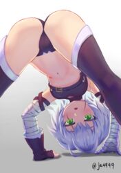  ahoge all_fours ass bandaged_arm bandages bare_shoulders belt black_thighhighs blush breasts cleavage_cutout clothing_cutout commentary_request fate/apocrypha fate/grand_order fate_(series) female from_behind gloves green_eyes grey_hair jack_the_ripper_(fate/apocrypha) looking_at_viewer navel nzz scar scar_on_face short_hair single_glove small_breasts solo tattoo thighhighs twitter_username 