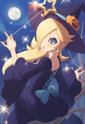  ass blonde_hair blue_eyes dress earrings female full_moon hair_over_one_eye hat holding holding_wand in_tree jack-o&#039;-lantern_hat_ornament jewelry long_hair long_sleeves looking_at_viewer looking_back mario_(series) mario_kart mario_kart_tour miri_(cherryjelly) moon night night_sky official_alternate_costume open_mouth purple_dress purple_hat purple_nails rosalina rosalina_(halloween) sitting sitting_in_tree sky solo star_(symbol) star_earrings tree wand wide_sleeves witch witch_hat 