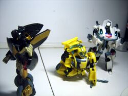  bumblebee figure jazz prowl transformers transformers_animated 