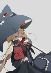  animal-themed_umbrella bad_id bad_pixiv_id black_umbrella blazblue blonde_hair bow female gii gothic_lolita hairbow kz-kura lolita_fashion long_hair nago rachel_alucard red_eyes ribbon simple_background solo twintails umbrella very_long_hair 