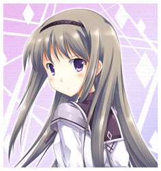  akemi_homura akemi_homura_(magical_girl) black_hair black_hairband blush commentary_request female from_behind fujimoto_akio hairband long_hair looking_at_viewer mahou_shoujo_madoka_magica mahou_shoujo_madoka_magica_(anime) photoshop_(medium) purple_eyes solo 