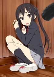  black_hair commentary_request corner cowering female food highres k-on! long_hair makizushi nakano_azusa sakuragaoka_high_school_uniform scared school_uniform setsubun sexually_suggestive shoes skirt solo sushi takayaki twintails uwabaki 