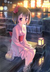  absurdres blush bow brown_hair female hairbow highres incense japanese_clothes kayari_buta kimono lamp lights looking_at_viewer mosquito_coil night obi original pink_kimono purple_eyes sash short_hair sitting smile smoke soaking_feet solo takoyaki_(roast) water waterfall 