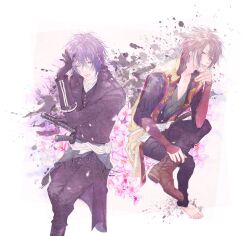  2boys bad_id bad_pixiv_id black_hair brown_hair gloves green_eyes hakuouki_shinsengumi_kitan japanese_clothes katana meroro multiple_boys okita_souji_(hakuouki) saitou_hajime_(hakuouki) sash shoes short_hair single_shoe sword weapon 