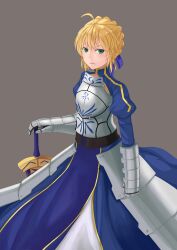  ahoge armor armored_dress artoria_pendragon_(fate) bad_id bad_pixiv_id blonde_hair dress excalibur_(fate/stay_night) fate/stay_night fate_(series) female gauntlets green_eyes hair_ribbon hand_on_hilt highres photoshop_(medium) ribbon saber_(fate) simple_background solo sword weapon willgoon 