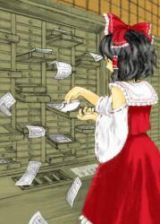  black_hair bow commentary_request detached_sleeves female hair_tubes hairbow hakurei_reimu kinosaki partial_commentary red_bow solo touhou 