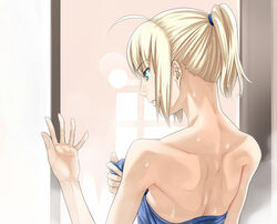  ahoge artoria_pendragon_(fate) back bare_back bare_shoulders blonde_hair commentary_request fate/stay_night fate_(series) female green_eyes hands nape nazo_kichi outstretched_hand photoshop_(medium) ponytail saber_(fate) short_hair solo towel upper_body wet 