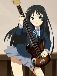  akiyama_mio bad_id bad_pixiv_id bass_guitar black_hair blunt_bangs female hime_cut instrument k-on! long_hair rutarou sakuragaoka_high_school_uniform school_uniform solo winter_uniform 