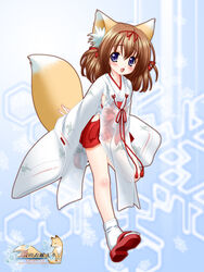  adapted_uniform animal_ear_fluff animal_ears chihaya_(clothing) female fox_ears fox_girl fox_tail hakama hakama_short_skirt hakama_skirt hip_vent japanese_clothes lolicon looking_at_viewer miko nakajima_konta okobo open_mouth sandals skirt smile snow_fox solo tabi tail tsurara_(snow_fox) variant_set web_address 