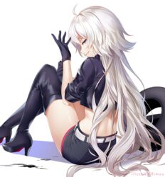  adjusting_clothes adjusting_gloves ahoge alternate_color artist_name artoria_pendragon_(fate) back black_footwear black_gloves boots commentary commission cosplay crop_top english_commentary fate/grand_order fate_(series) female gloves hair_between_eyes high_heel_boots high_heels jeanne_d&#039;arc_alter_(avenger)_(fate) jeanne_d&#039;arc_alter_(fate) long_hair looking_at_viewer midriff oil race_queen rimuu saber_(fate) saber_(fate)_(cosplay) saber_(type-moon_racing)_(fate) saber_(type-moon_racing)_(fate)_(cosplay) simple_background sitting smile solo teeth thigh_boots thighhighs tire very_long_hair white_background white_hair yellow_eyes 