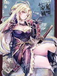  antenna_hair arm_support armor black_dress blonde_hair blowing_kiss breasts crossed_legs dress female floral_background frills fukube gold_trim hand_up japanese_armor katana long_hair one_eye_closed onikiri_yasutsuna red_eyes rope sheath sheathed shoulder_armor sitting solo spread_fingers sword tenka_hyakken weapon 