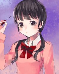  applying_makeup black_eyes black_hair chihayafuru commentary_request female hanano_sumire looking_at_viewer makeup mascara mascara_wand nail_polish pink_nails pink_shirt shirt solo twintail_kyun_(lian) twintails upper_body 