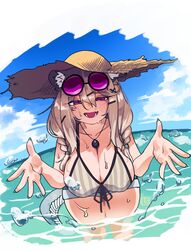  absurdres animal_ear_fluff aqua_nails arknights bikini blue_background blue_sky blue_tail breasts brown_hair cleavage collarbone cowboy_shot eyewear_on_head female hair_between_eyes hat highres jewelry large_breasts looking_at_viewer medium_hair necklace ocean open_mouth purple_eyes shima_(wideshi_ma) short_shorts shorts sky smile solo striped_bikini striped_clothes sun_hat swimsuit utage_(arknights) utage_(summer_flowers)_(arknights) water water_drop wet 