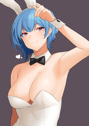  akagi_kurage animal_ears arm_at_side arm_up armpits bad_proportions blue_hair bow bowtie breasts cleavage commentary_request detached_collar eleonora_(sennen_sensou_aigis) fake_animal_ears female grey_background hand_up highres leotard looking_at_viewer medium_breasts mole mole_under_eye playboy_bunny purple_eyes rabbit_ears sennen_sensou_aigis short_hair simple_background smile solo upper_body white_leotard wrist_cuffs 