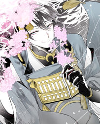  1boy black_hair blue_eyes cherry_blossoms commentary_request japanese_clothes male_focus mikazuki_munechika noppo petals smile solo touken_ranbu 