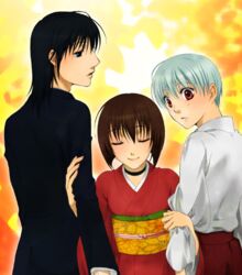  2boys albino black_eyes black_hair bob_cut brown_hair choker closed_eyes female formal grey_hair hakama hakama_skirt haruka_(tactics) height_difference holding_own_arm hug ichinomiya_kantarou japanese_clothes kimono locked_arms looking_down multiple_boys obi obiage obijime red_eyes red_kimono sakura_maccha sash short_hair skirt smile suit tactics youko_(tactics) 