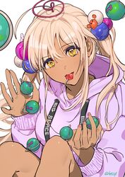  absurdres ahoge alternate_costume bare_legs candy dark-skinned_female dark_skin female food hair_ornament highres hololive hololive_english hood hoodie kaniko_(tsukumo_sana) limiter_(tsukumo_sana) lollipop long_hair looking_at_viewer low_twintails pink_hoodie planet_hair_ornament solo tsukumo_sana twice12314 twintails usaslug_(tsukumo_sana) virtual_youtuber white_hair yellow_eyes 