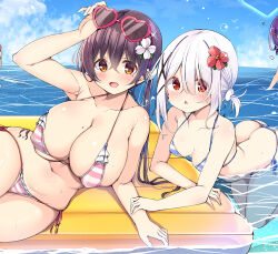  4girls :o ass bare_arms bikini blue_bow blue_sky blush bow breasts brown_eyes brown_hair butt_crack cleavage cloud collarbone comic_cune commentary_request covered_nipples curvy day eyewear_on_head floating flower hair_between_eyes hair_flower hair_ornament heart heart-shaped_eyewear horizon huge_breasts inflatable_raft kurou_(quadruple_zero) long_hair looking_at_viewer mole mole_on_breast multiple_girls ninose_shizuku ocean outdoors pink_bikini red_eyes shirakawa_kokona side-tie_bikini_bottom sidelocks skindentation sky small_breasts striped_bikini striped_clothes sunglasses swimsuit watashi_no_tame_ni_nuginasai! white_hair 