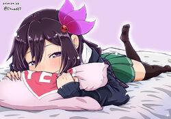  alternate_hair_color black_hair black_jacket black_thighhighs chiwa_(chiwa0617) commentary_request dated female green_skirt hair_ornament jacket kantai_collection kisaragi_(kancolle) kisaragi_kai_ni_(kancolle) long_hair looking_at_viewer lying on_stomach one-hour_drawing_challenge perspective purple_eyes school_uniform skirt solo thighhighs twitter_username yes yes-no_pillow 