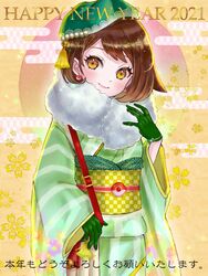  2021 alternate_costume bad_id bad_twitter_id bag blush bob_cut brown_hair closed_mouth commentary_request earrings egasumi eyelashes female fur_collar gloria_(pokemon) gloves green_gloves green_headwear happy_new_year head_tilt holding_strap jewelry long_sleeves looking_at_viewer new_year obi poke_ball pokemon pokemon_swsh sash setta_shu short_hair shoulder_bag smile solo translated 