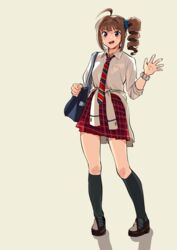  ahoge bag black_socks blue_scrunchie brown_footwear carrying clothes_around_waist commentary diagonal-striped_clothes diagonal-striped_necktie dress_shirt drill_hair female full_body grey_background hair_ornament hair_scrunchie high_schoolmate_(idolmaster) idolmaster idolmaster_million_live! idolmaster_million_live!_theater_days kamille_(vcx68) kneehighs loafers long_sleeves looking_at_viewer medium_hair miniskirt necktie open_mouth plaid plaid_skirt pleated_skirt red_necktie red_skirt school_bag school_uniform scrunchie shadow shirt shoes side_drill side_ponytail simple_background skirt sleeves_rolled_up smile socks solo standing striped_clothes striped_necktie uniform_series_(idolmaster) waving white_scrunchie white_shirt wing_collar wrist_scrunchie yokoyama_nao 