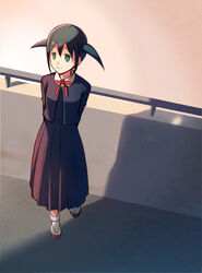  aged_down black_hair commentary female green_eyes hakka0320 long_skirt nemoto_hina photoshop_(medium) pleated_skirt railing school_uniform shoes skirt solo standing uwabaki watashi_ga_motenai_no_wa_dou_kangaetemo_omaera_ga_warui! 