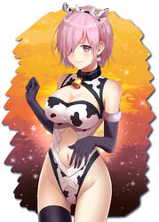  adapted_costume alternate_costume animal_ears animal_print artist_name bare_shoulders bell black_gloves black_thighhighs blush breasts chinese_zodiac cleavage cleavage_cutout clothing_cutout collar commentary_request cow_ears cow_horns cow_print earrings elbow_gloves fake_animal_ears fake_horns fate/grand_order fate_(series) female fur-trimmed_gloves fur_trim gloves hair_over_one_eye hairband highleg highleg_leotard highres horns ironatsuki jewelry large_breasts leotard light_purple_hair looking_at_viewer mash_kyrielight navel navel_cutout neck_bell new_year partial_commentary purple_eyes short_hair signature single_thighhigh smile solo thighhighs thighs white_leotard year_of_the_ox 